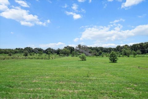 Tiny photo for 6177 Cr 625, Bushnell, FL 33513 (MLS # TB8411253)
