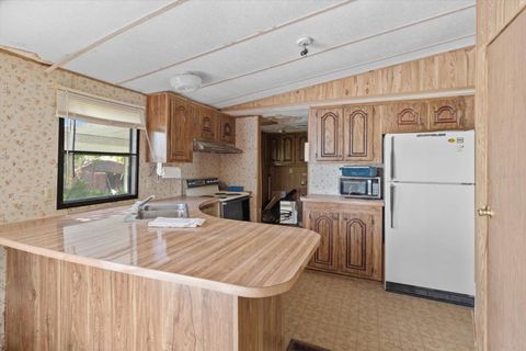 Tiny photo for 6177 Cr 625, Bushnell, FL 33513 (MLS # TB8411253)