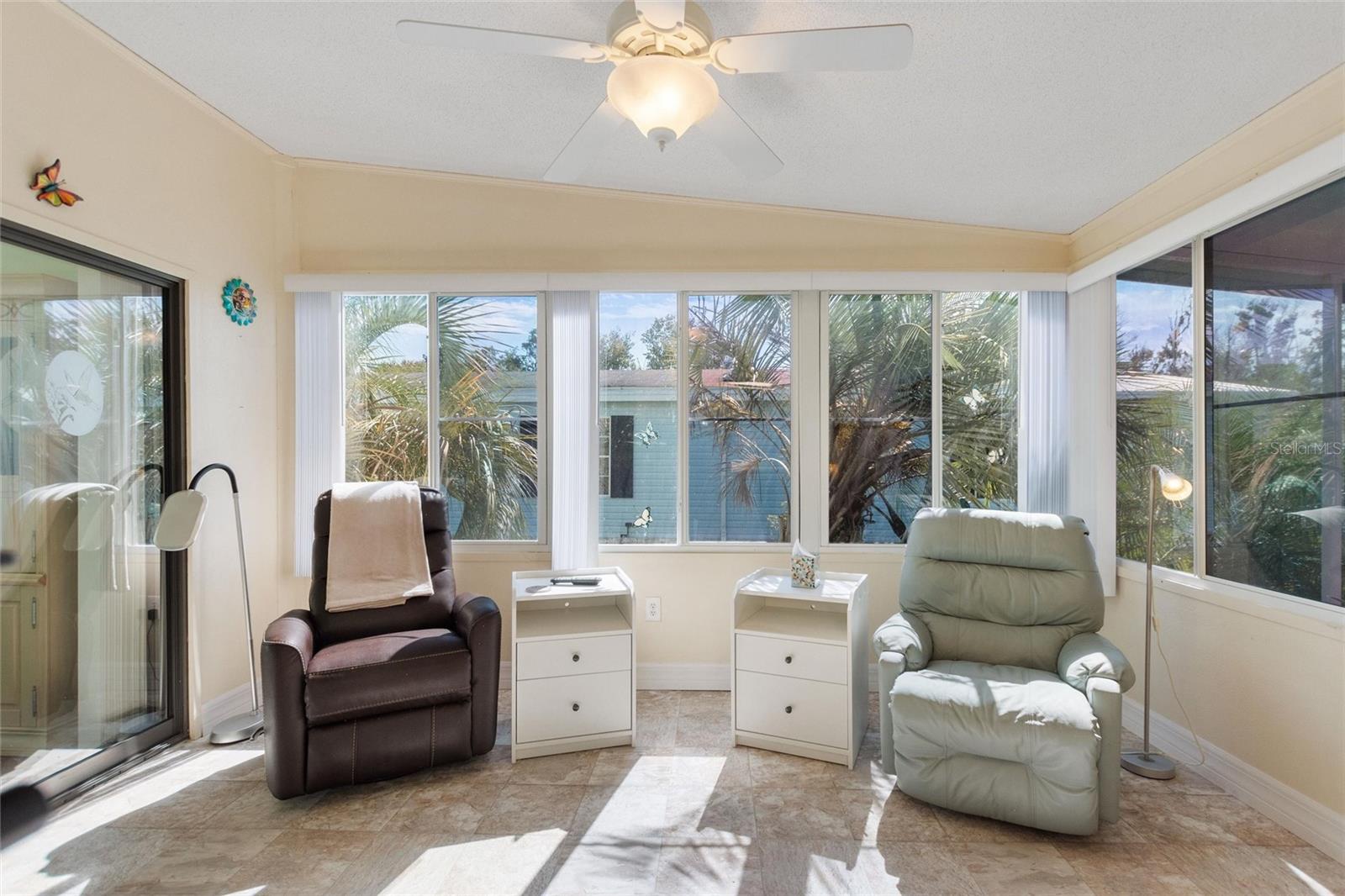 SWEETWATER GOLF & TENNIS CLUB ADD 01 - Residential