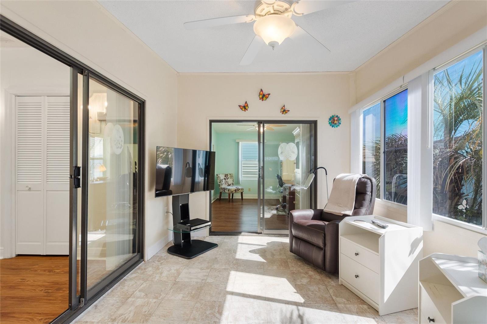 SWEETWATER GOLF & TENNIS CLUB ADD 01 - Residential