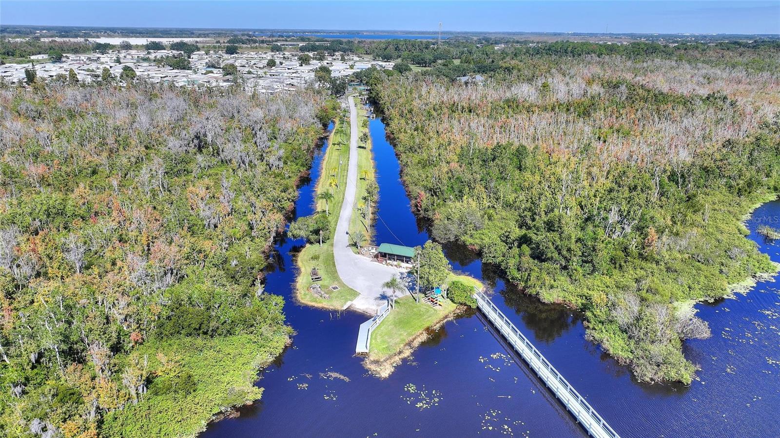 SWEETWATER GOLF & TENNIS CLUB ADD 01 - Residential