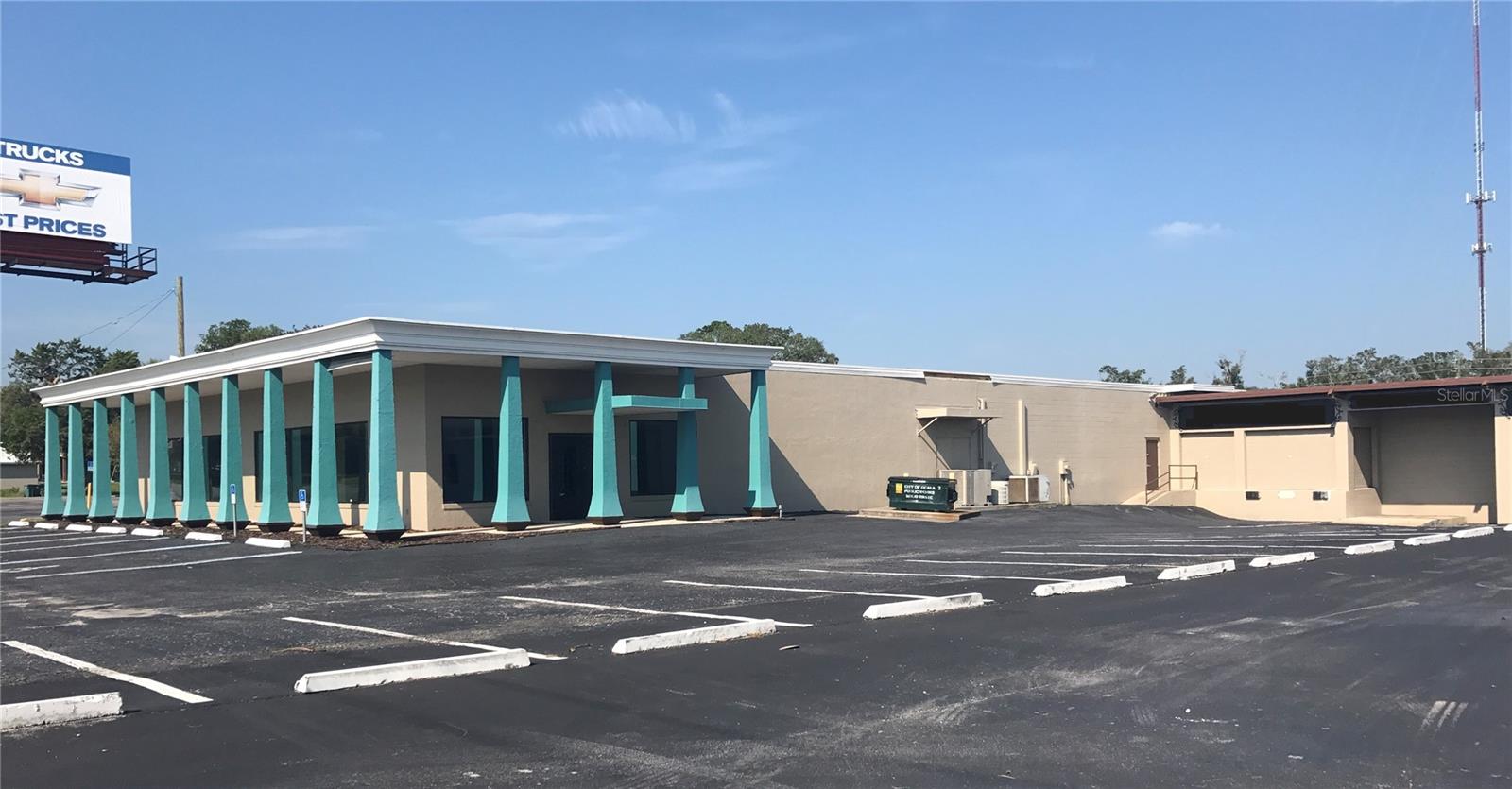 Class A Retail Building with frontage on SR 200 (College Road) Ocala's #1 Corridor. The building is currently leased to a Curaleaf Florida, a Medical Cannabis Dispensary, who recently entered into their second 5 year term which is set to expire or renew in November 2028. Curaleaf Florida is leasing the property on a NNN basis with a current annual net income of $131,196 with 5% annual escalations. The property has substantial renovations to suit the ten-ant’s needs; the current interior buildout consists of reception, pharmacy, consultation rooms, warehouse, 4 roll up doors with varying levels of dock high loading, excellent exposure on SR 200, and ample parking. The property sits on .64 acres and is located on SR 200 close to I-75, US Hwy 441/301/27, Downtown Ocala, Local Hospitals, and the Marion County Courthouse.