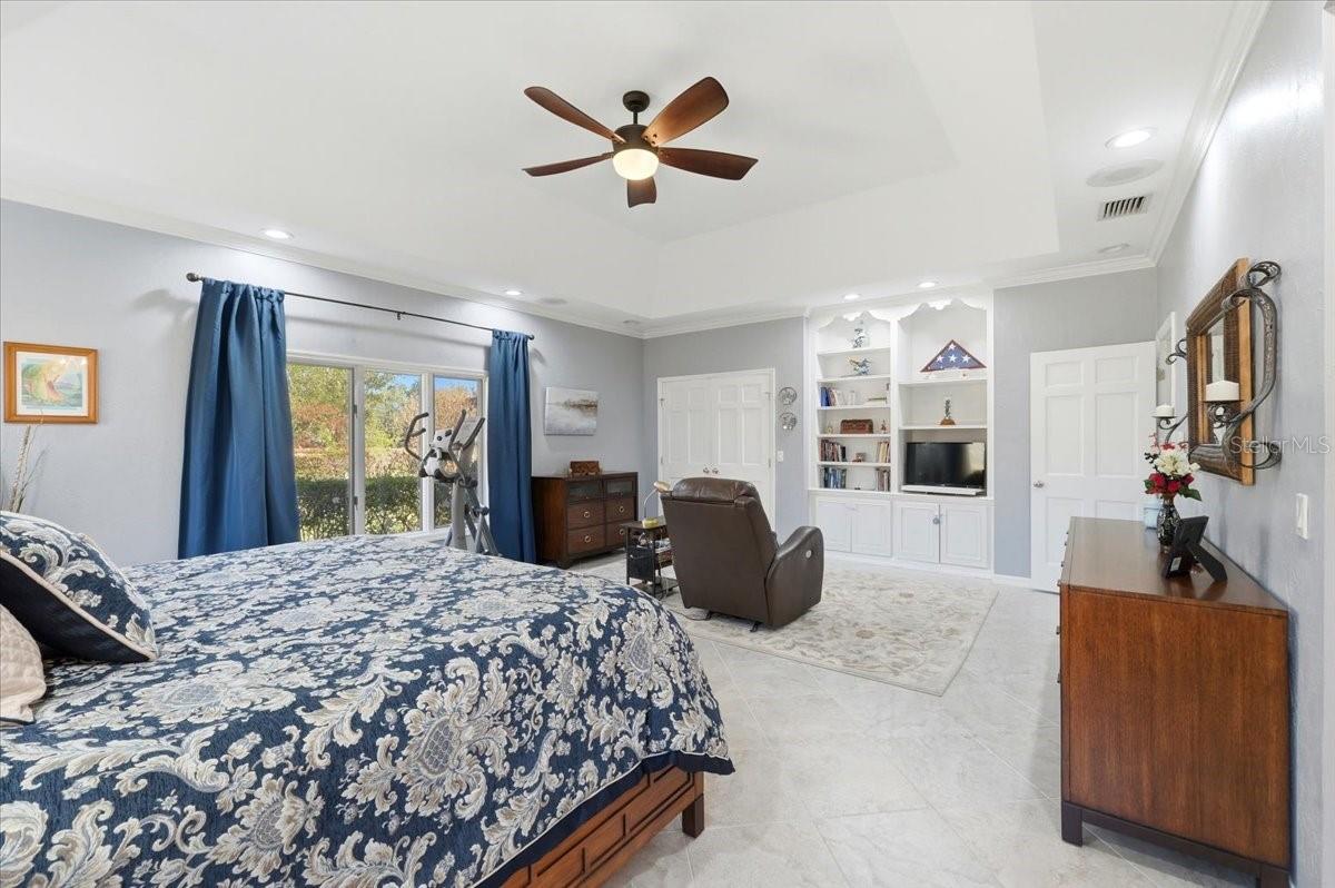 ARROWHEAD LAKE - Residential