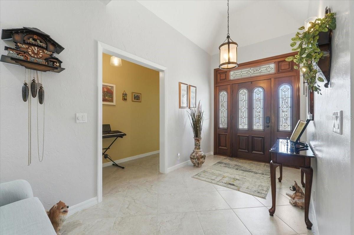 ARROWHEAD LAKE - Residential