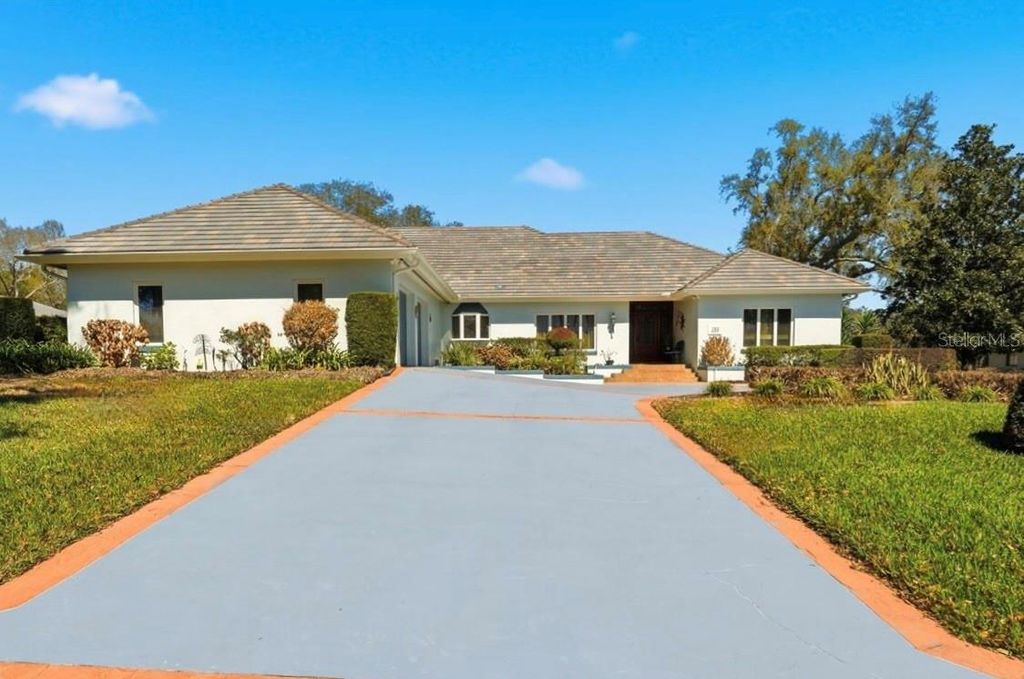 Photo of 133 Arrowhead Lane, Haines City, FL 33844 (MLS # P4937805)