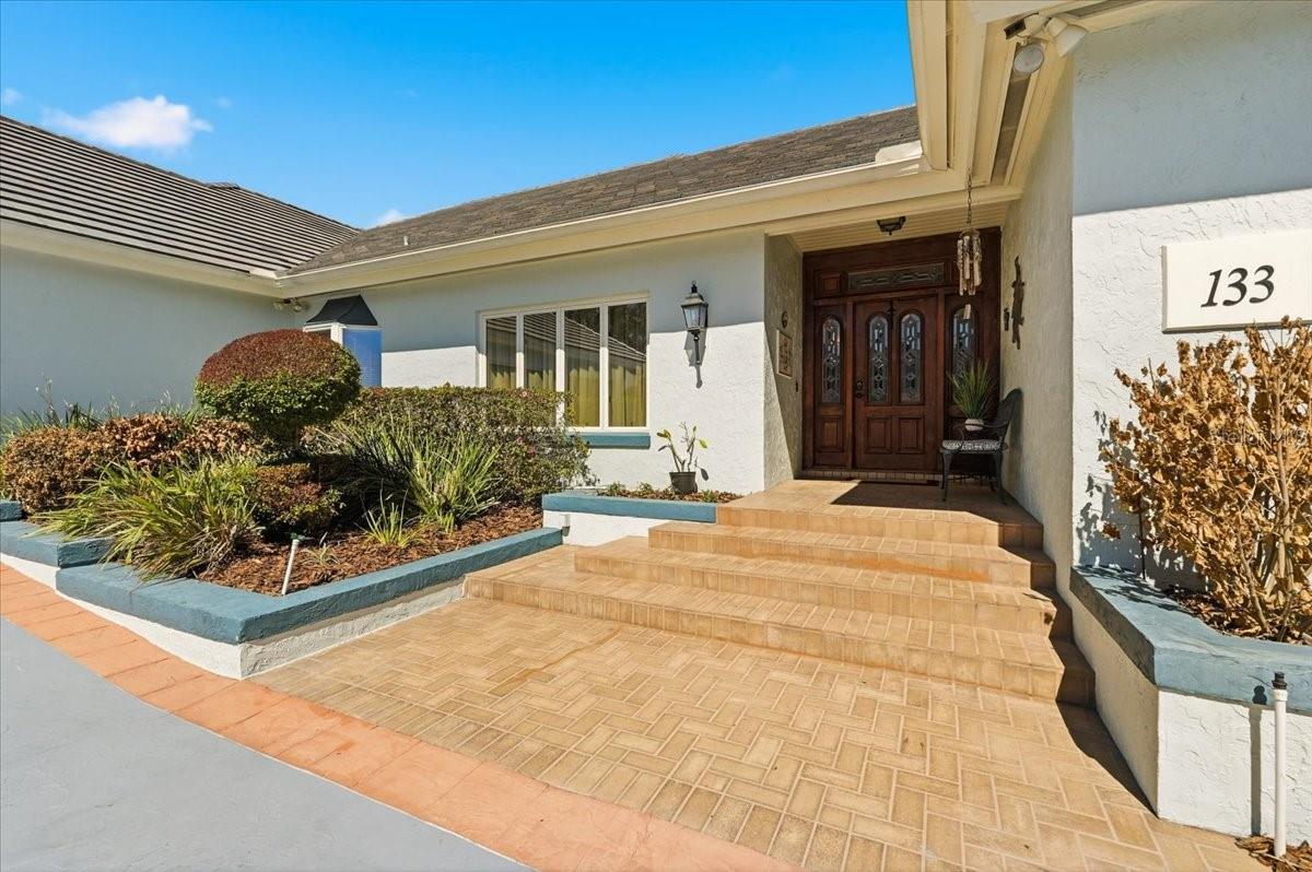 ARROWHEAD LAKE - Residential