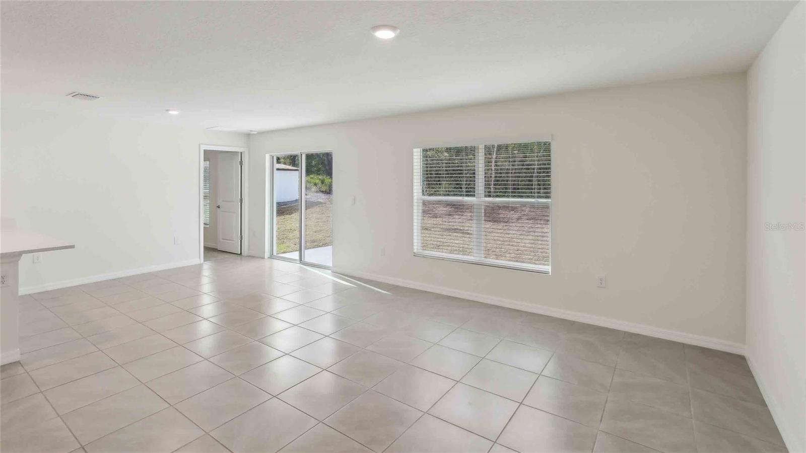 TRIUMPH SOUTH - Residential