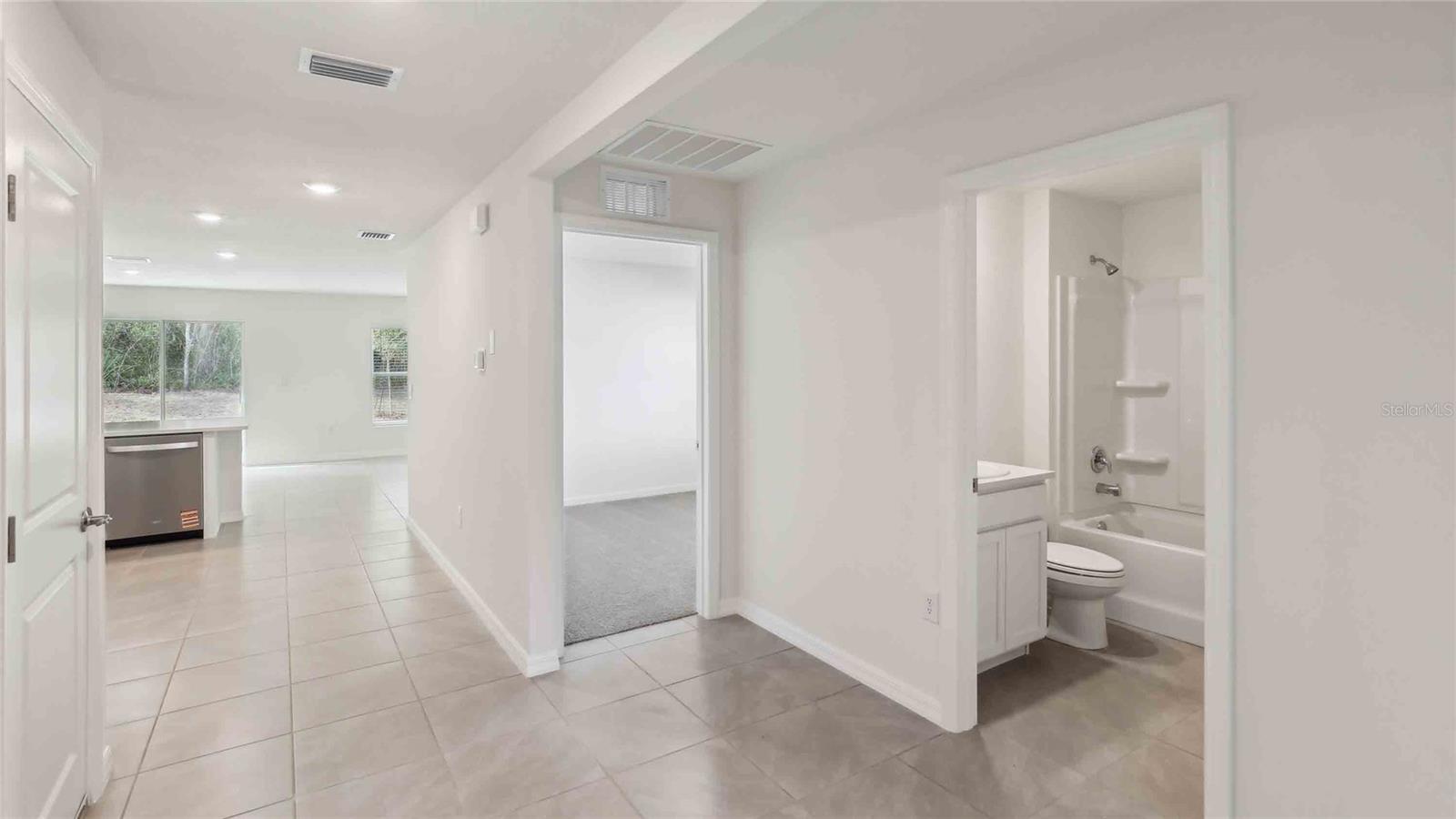 TRIUMPH SOUTH - Residential