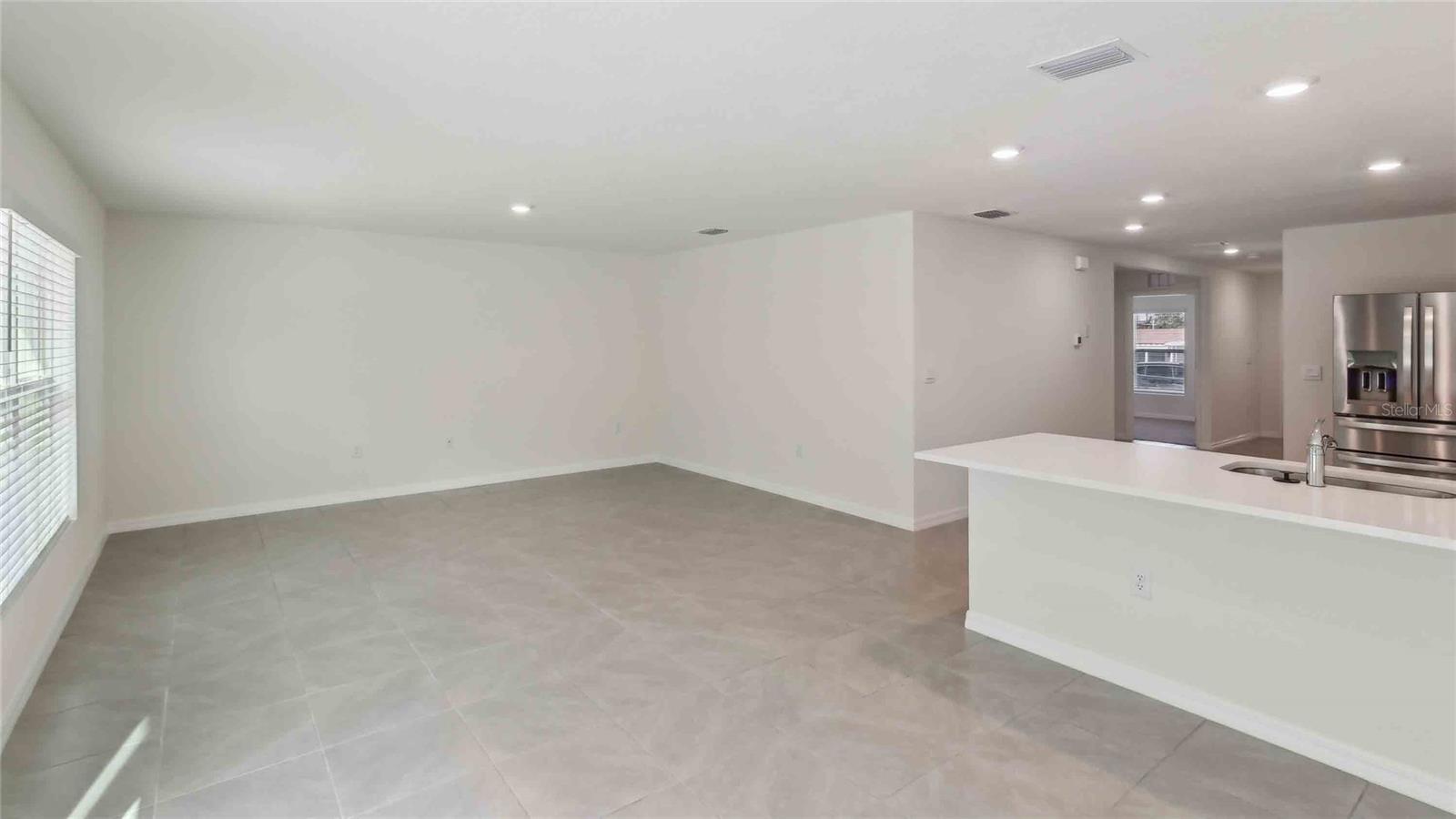 TRIUMPH SOUTH - Residential