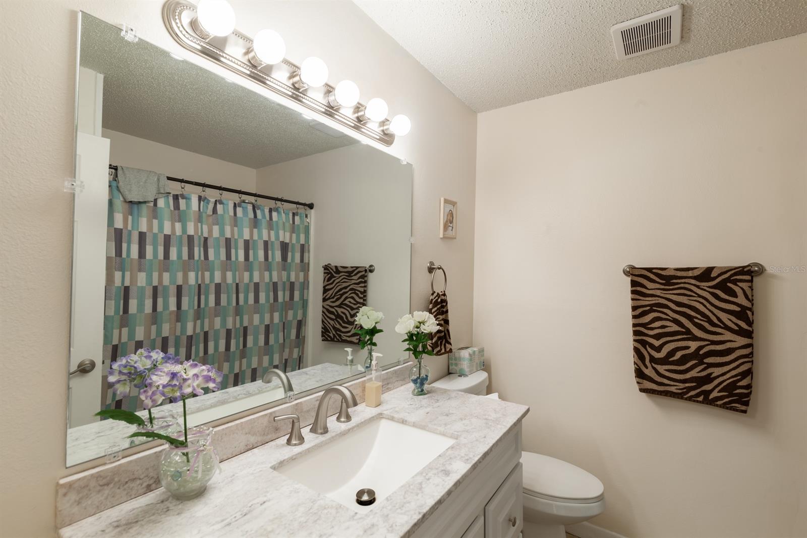 Florida Shores 01 - Residential