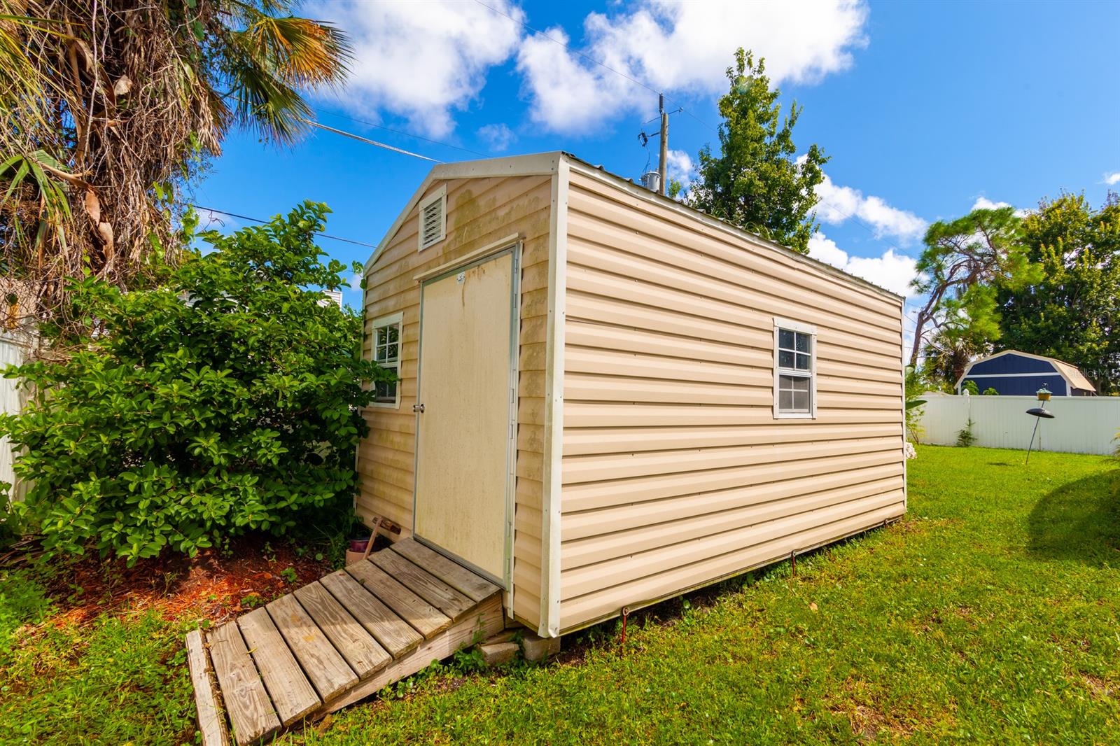 Florida Shores 01 - Residential