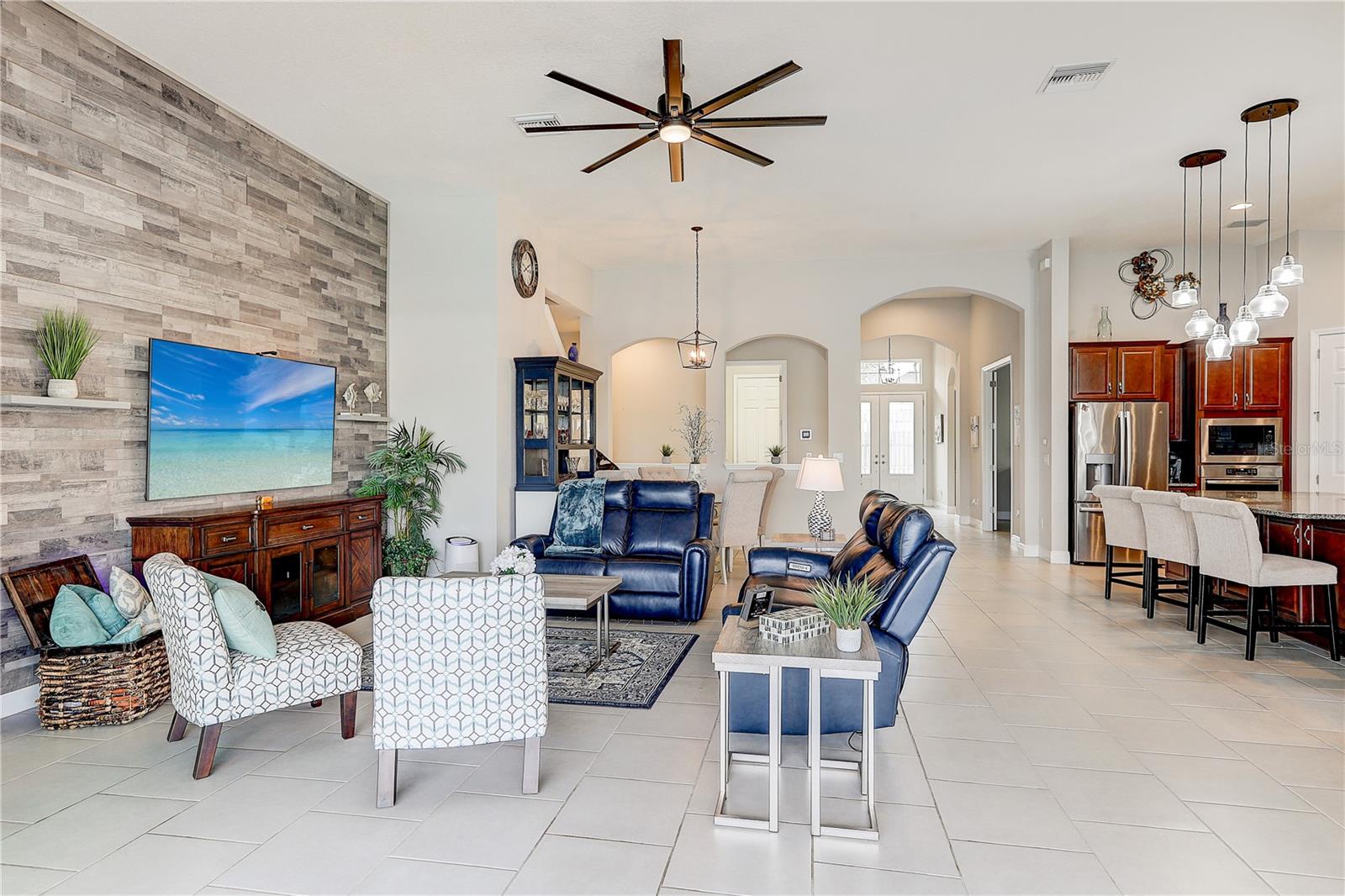 LAKESHORE RANCH PH I - Residential