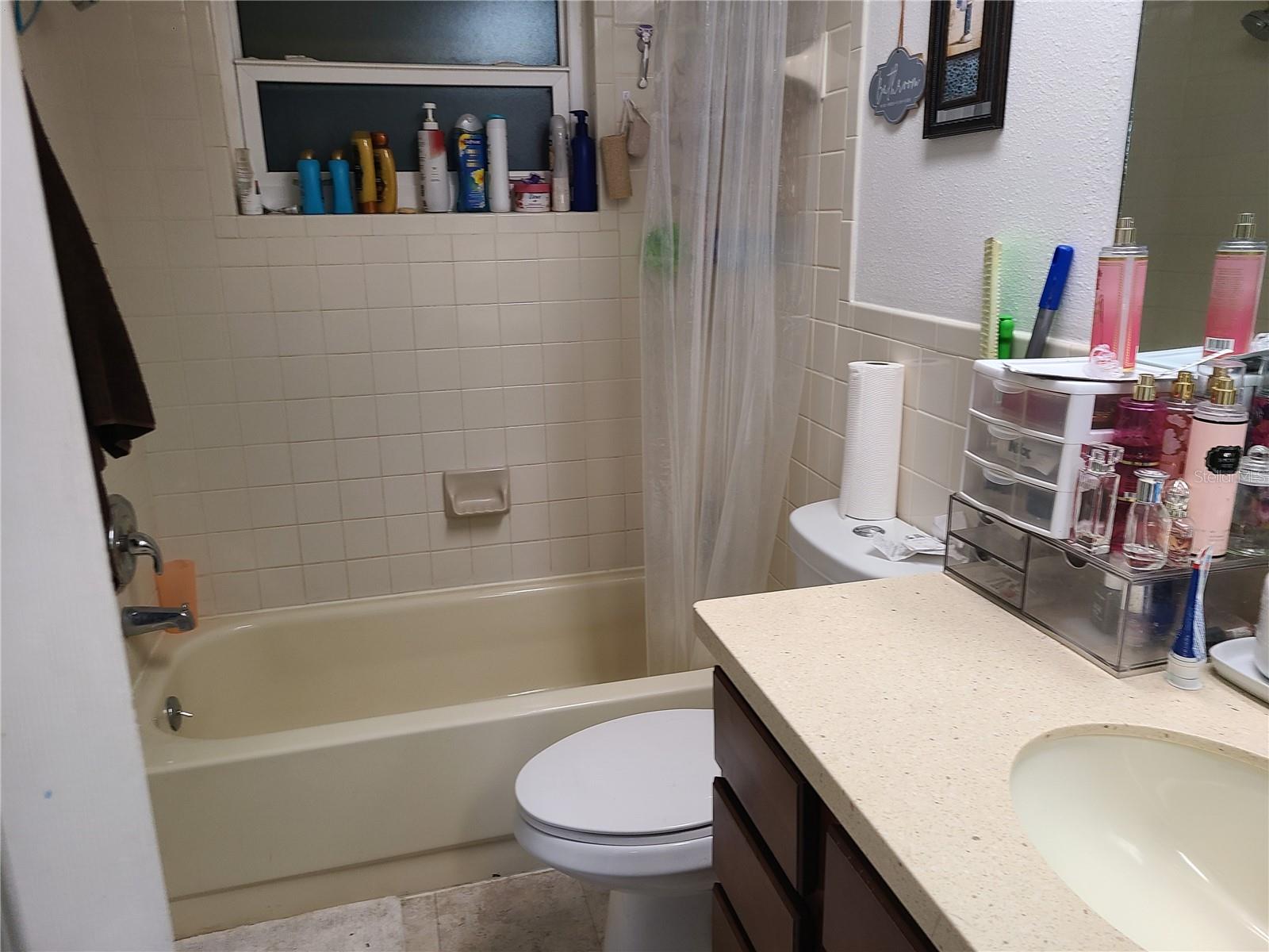 EMBASSY HILLS - Residential