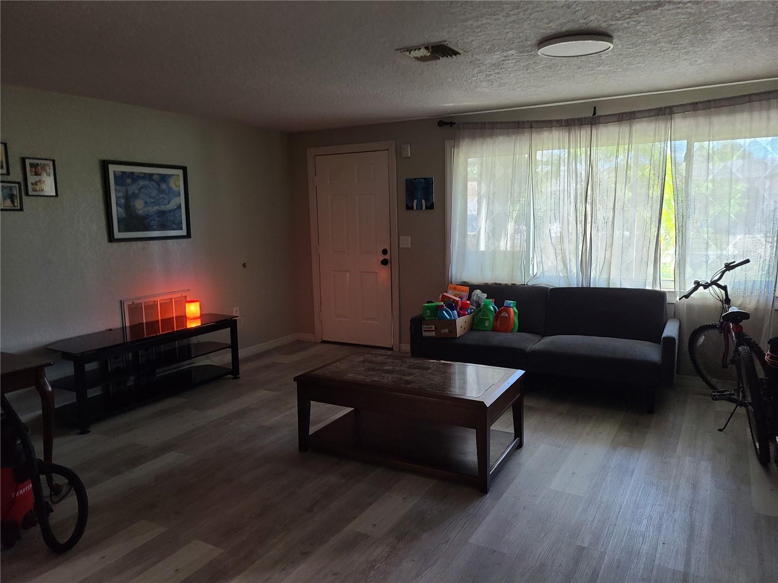 EMBASSY HILLS - Residential