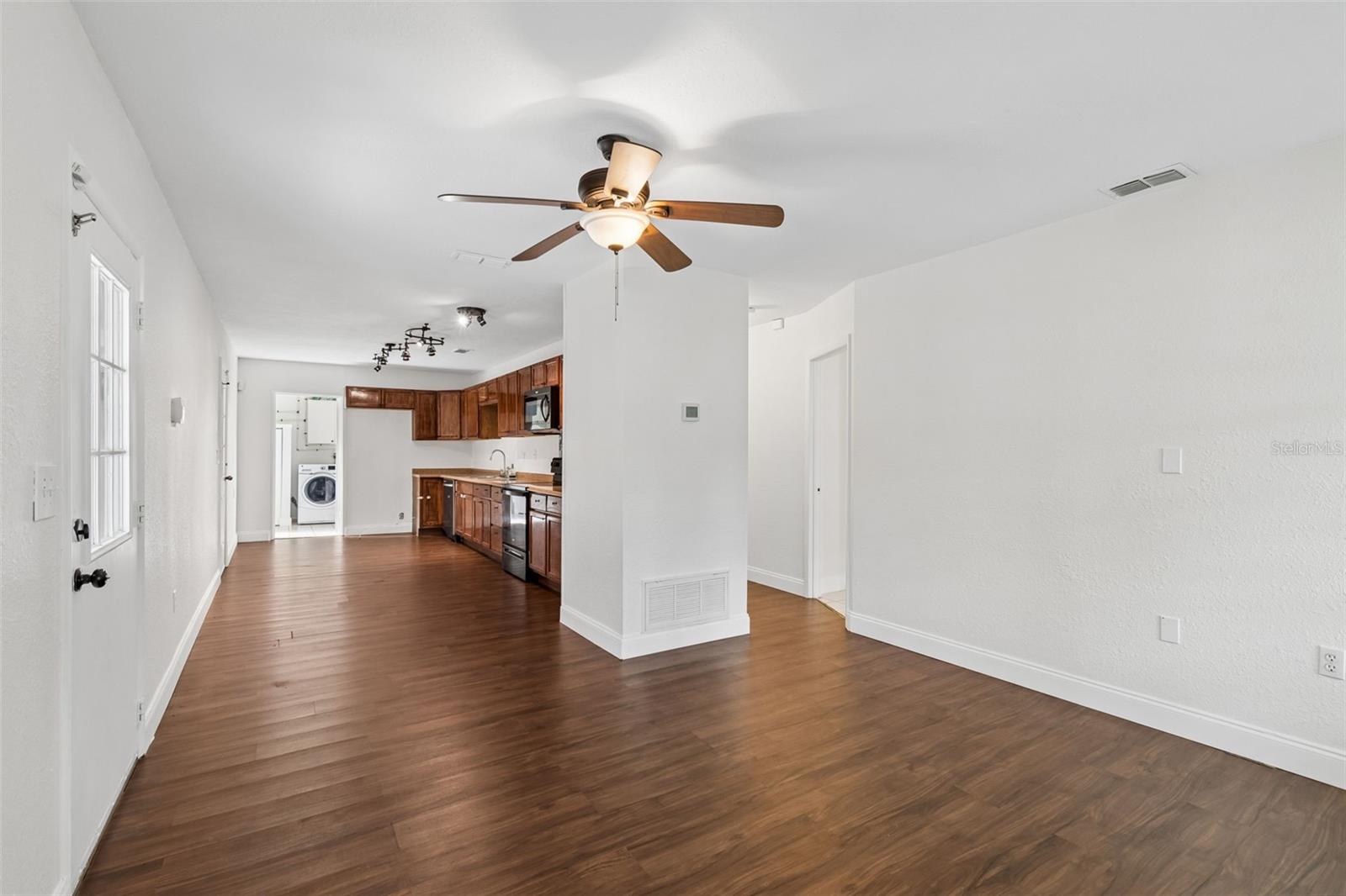 EVELYN CITY - Residential