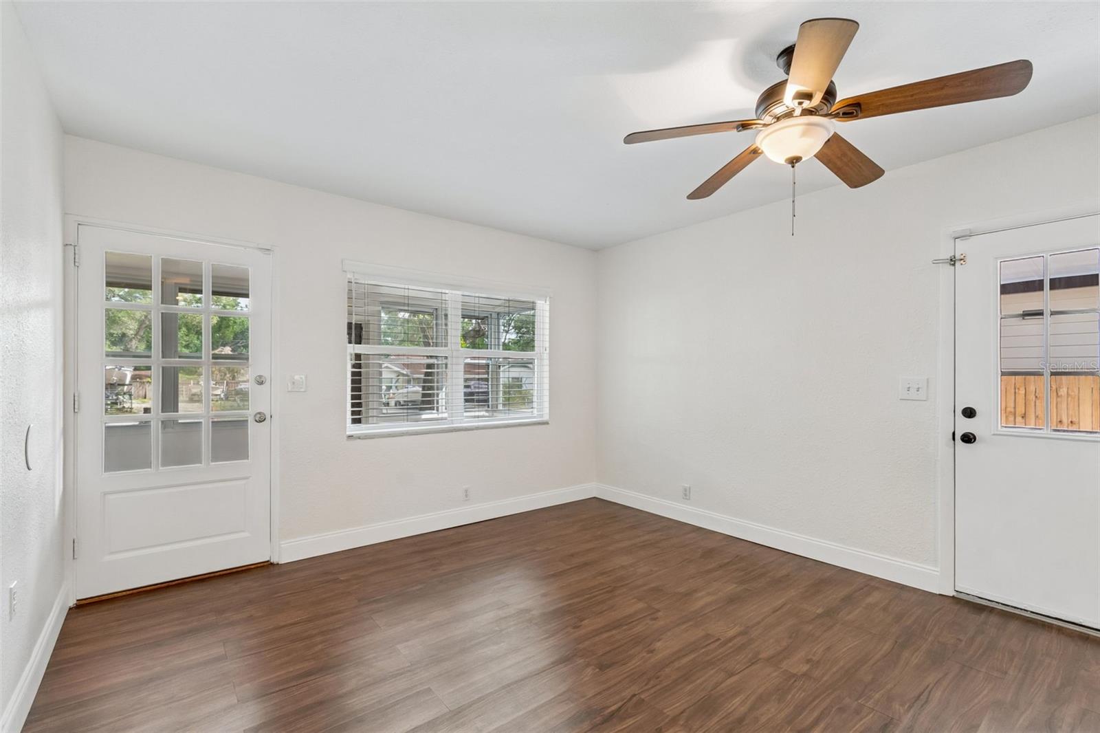 EVELYN CITY - Residential