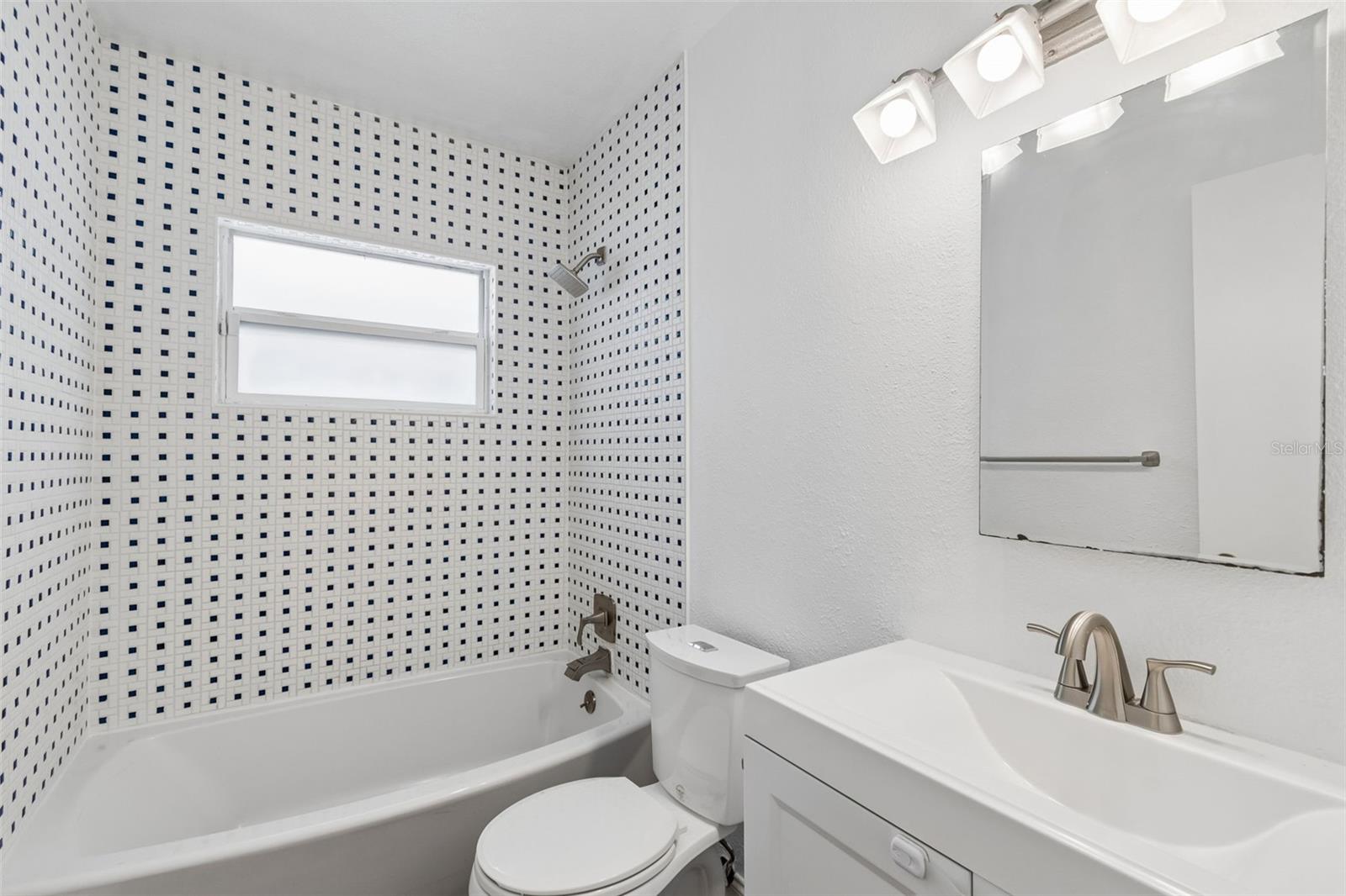 EVELYN CITY - Residential