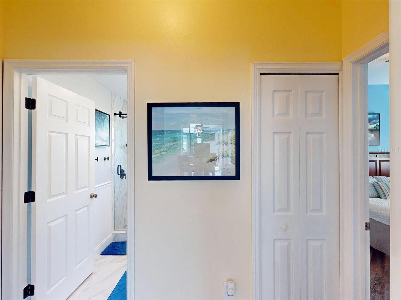 MCINTOSH LAKE - Residential