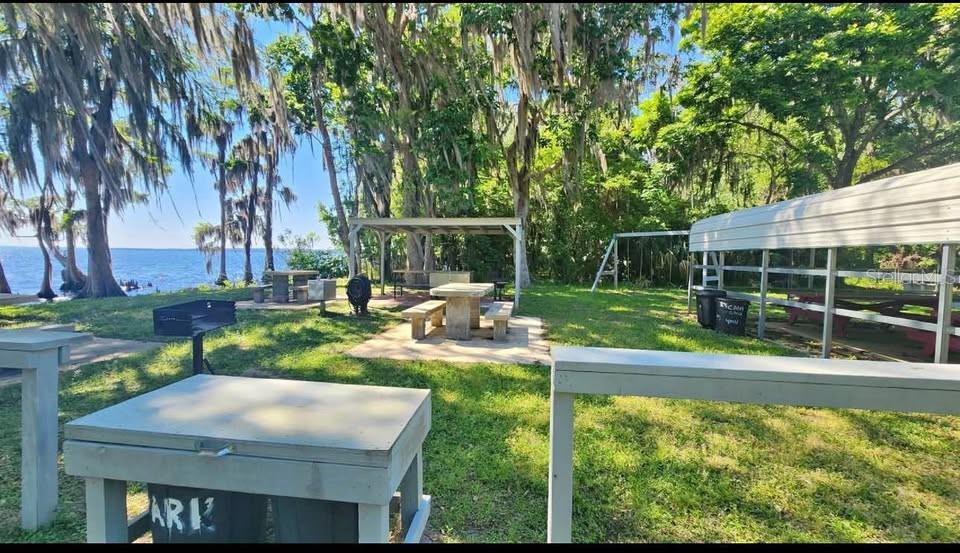 PARADISE LAKES SUB - Land