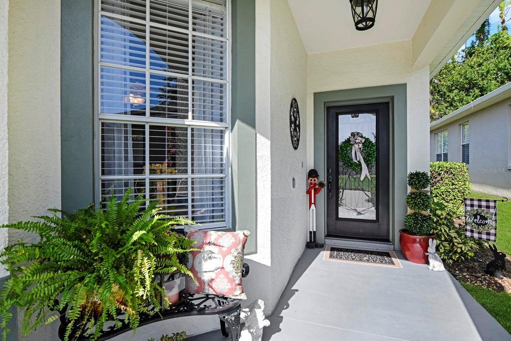 Photo of 1024 Saint Ives Court, Mount Dora, FL 32757 (MLS # G5116835)
