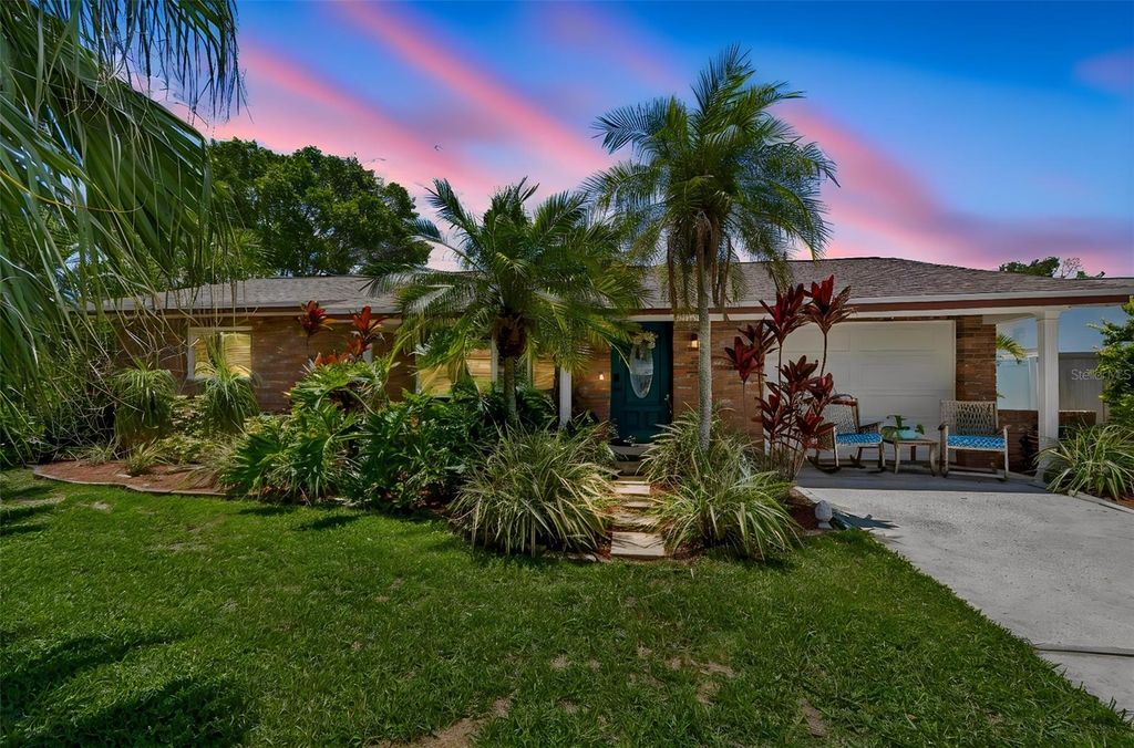 Photo of 11120 105th Avenue, Largo, FL 33778 (MLS # TB8517143)