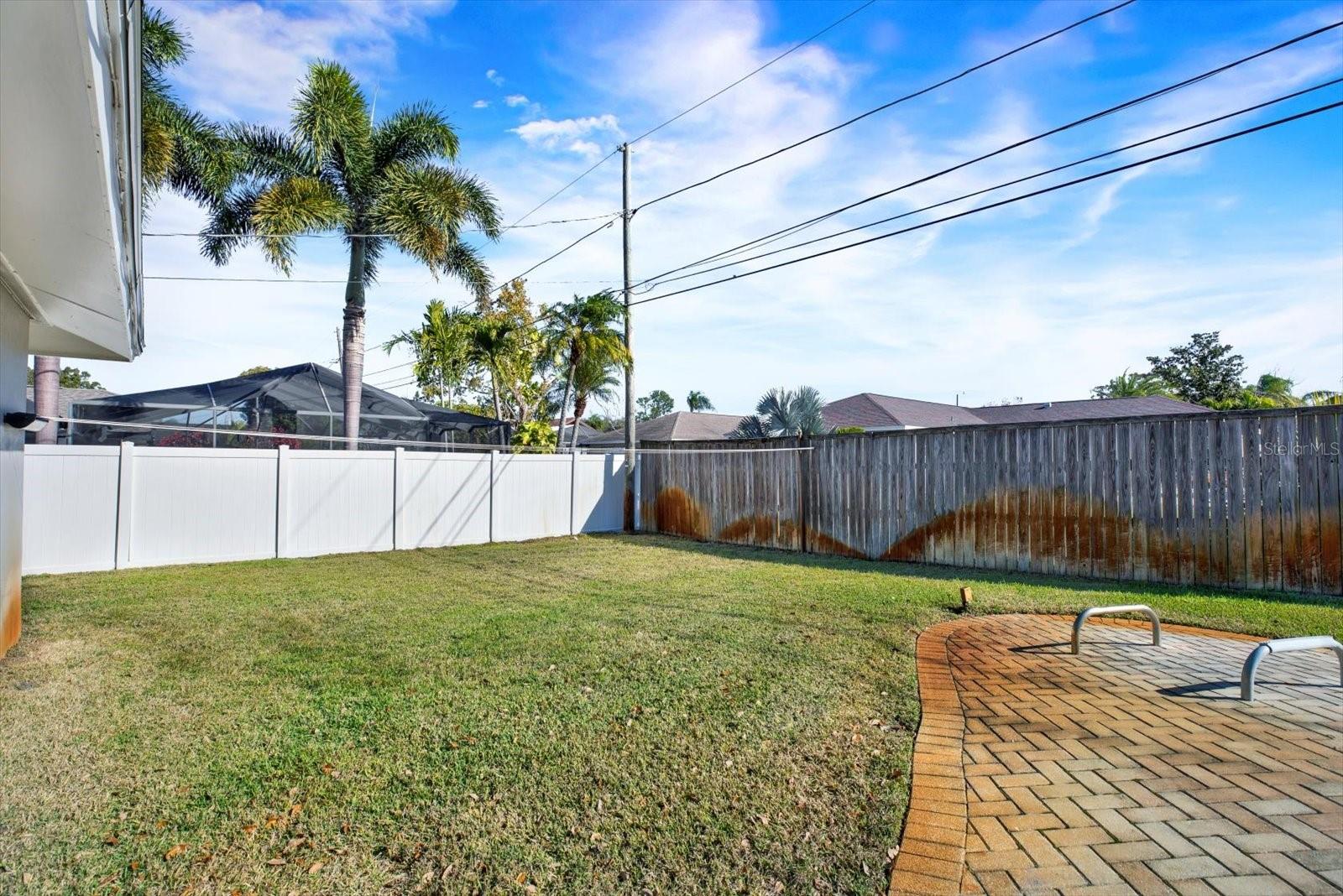 WOODLAND HILLS 1ST ADD - Residential