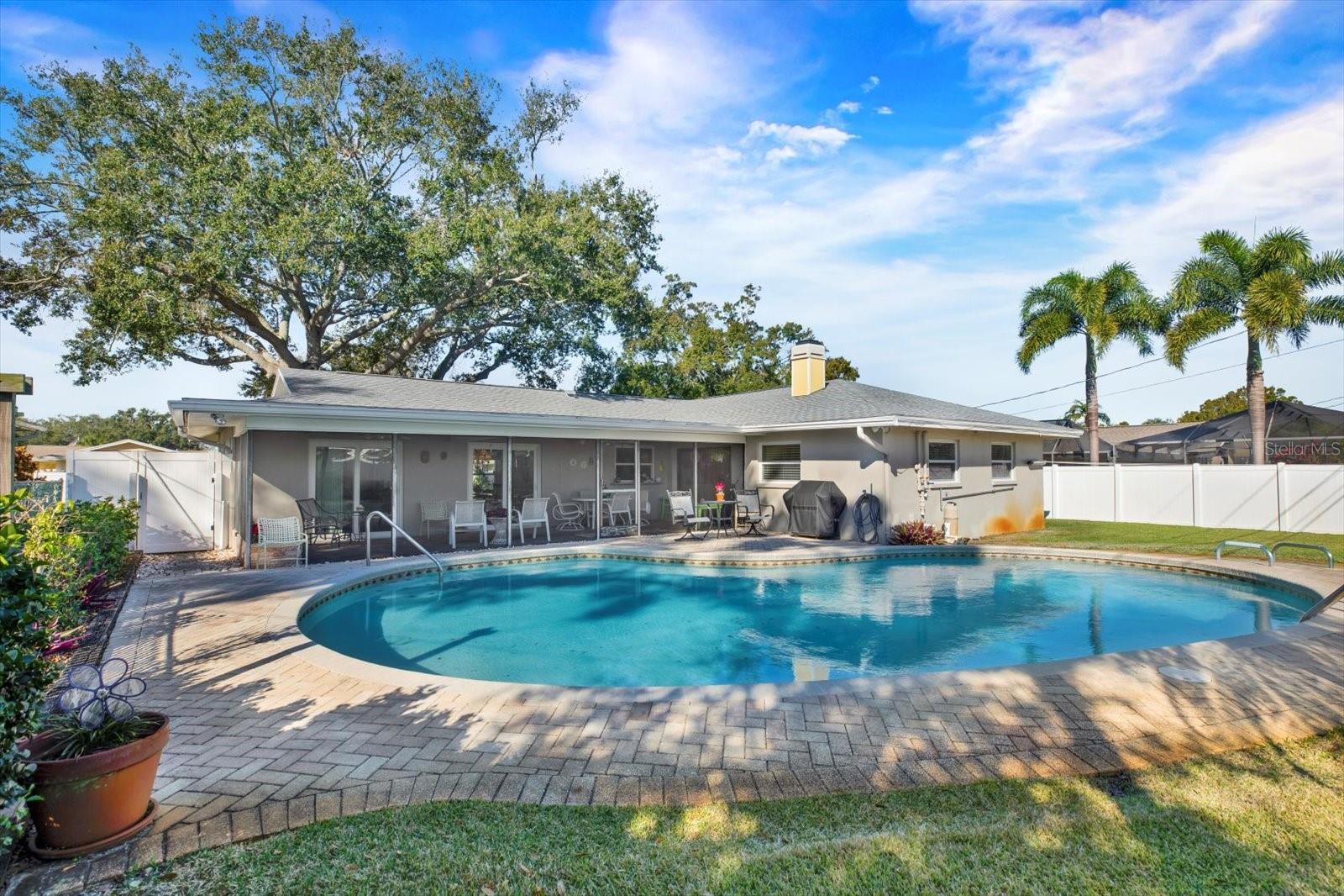 WOODLAND HILLS 1ST ADD - Residential