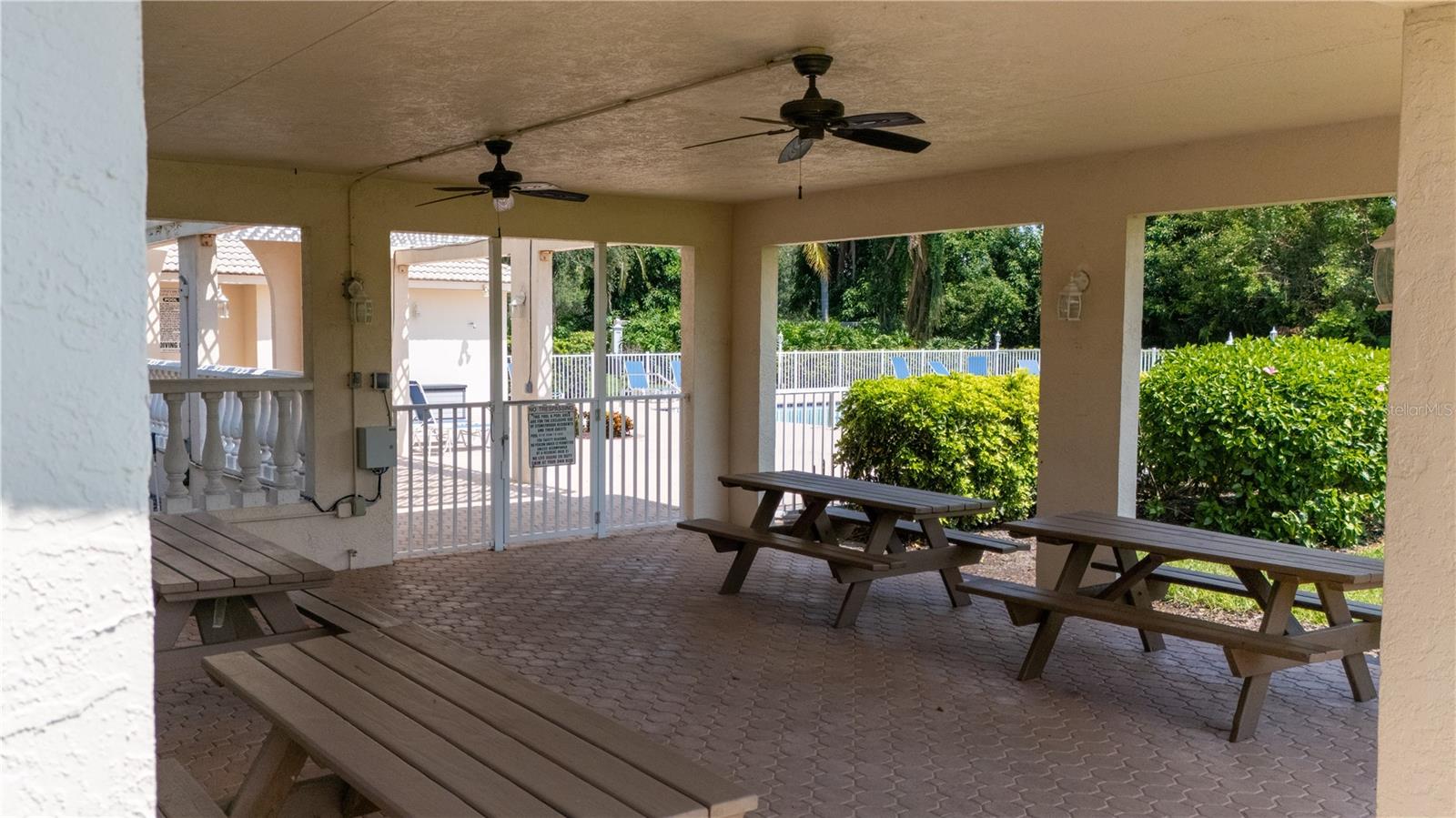 STONEYBROOK AT PALMER RANCH - Residential