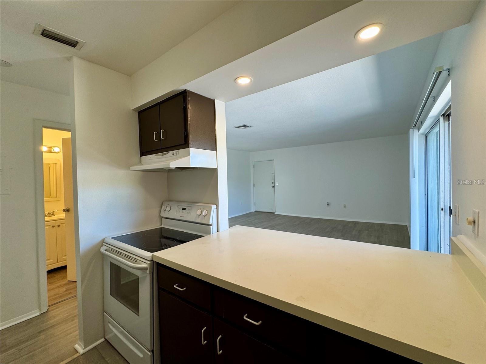 HIDDEN LAKE VILLAGE - Residential