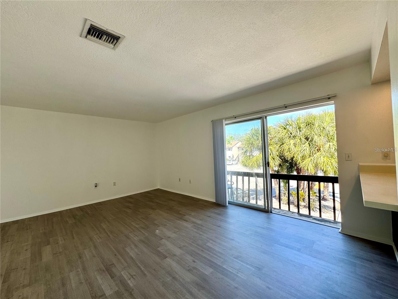 HIDDEN LAKE VILLAGE - Residential