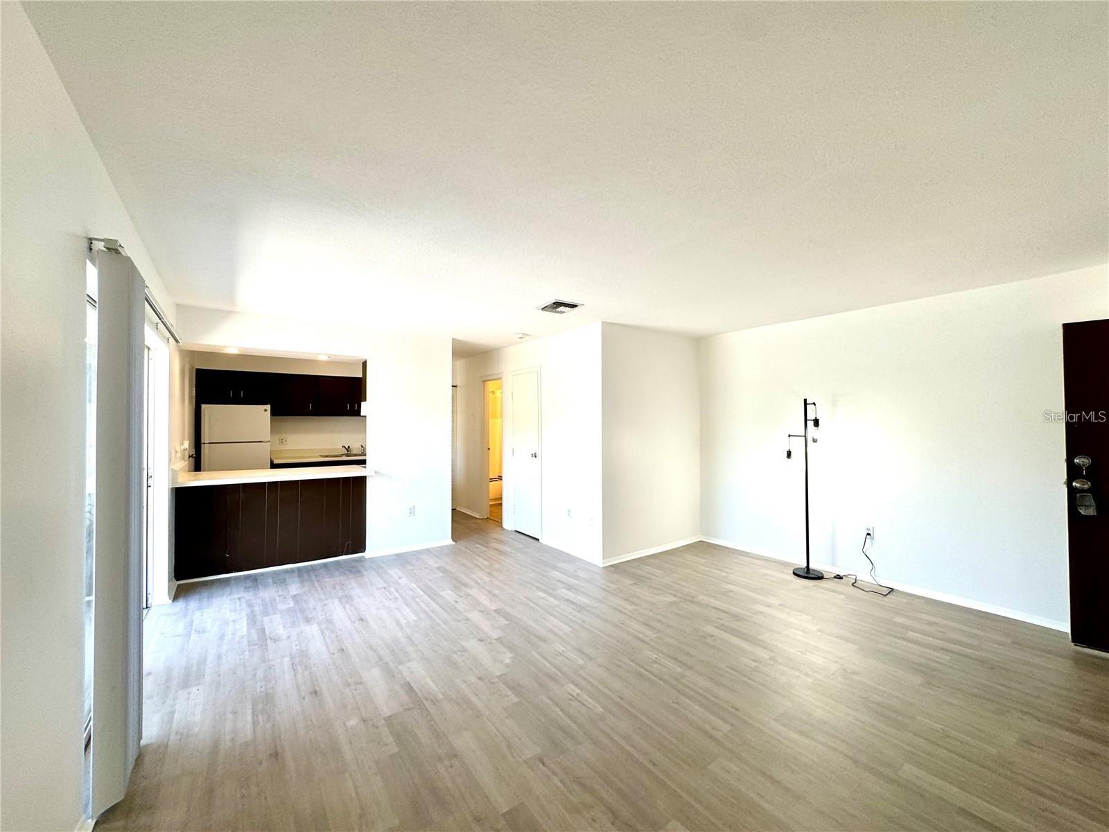 2632 HIDDEN LAKE DRIVE N E