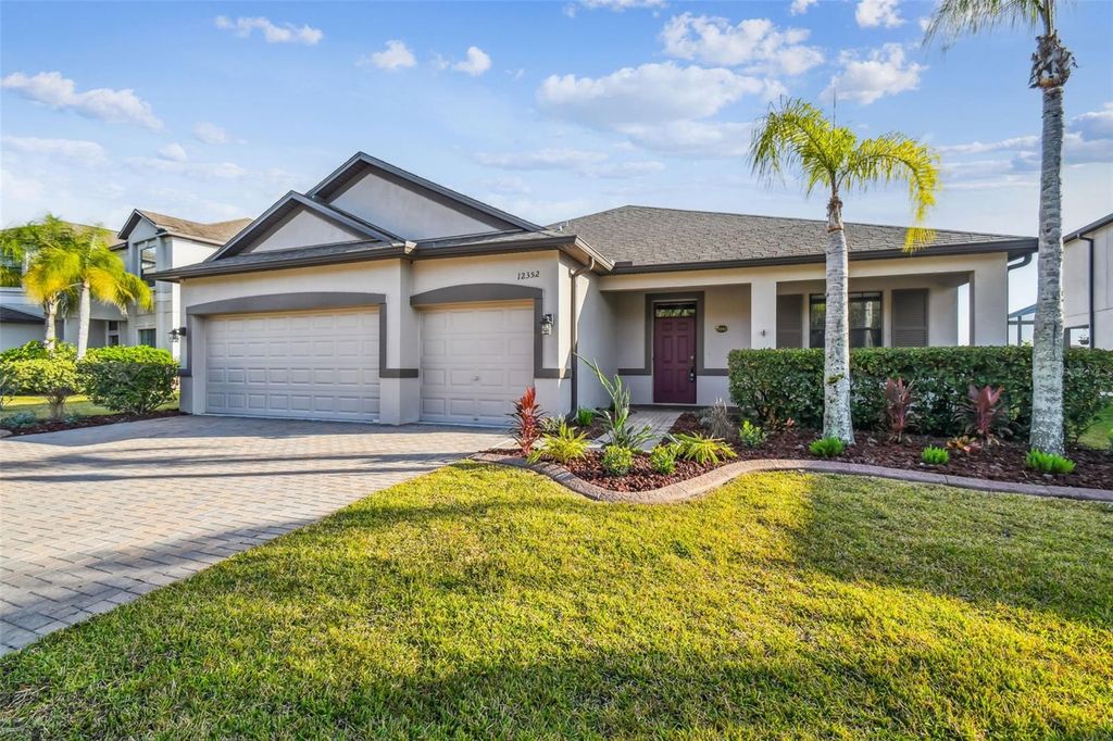 Photo of 12352 Crestridge Loop, New Port Richey, FL 34655 (MLS # W7880938)