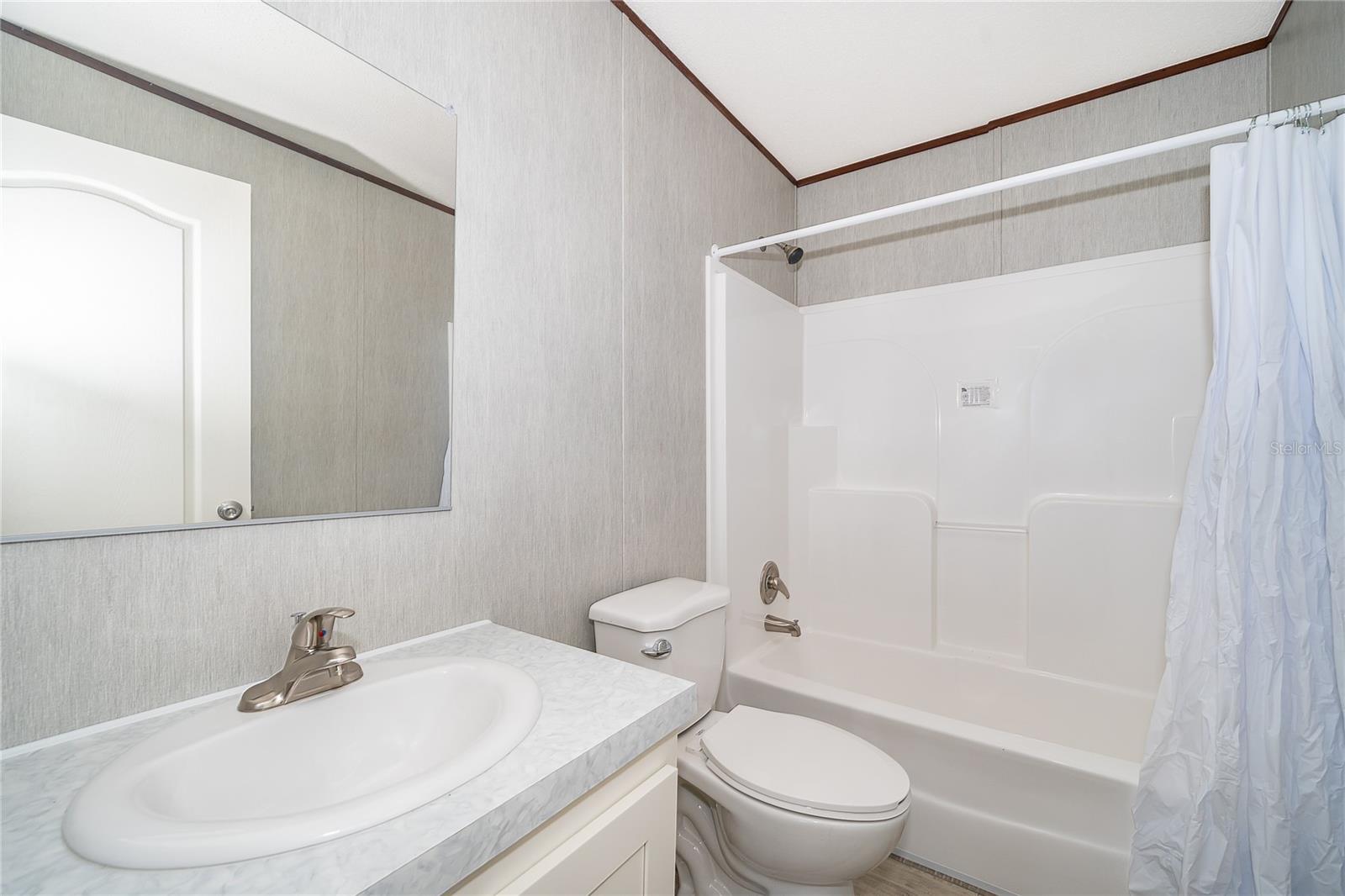 FOREST HILLS - Residential