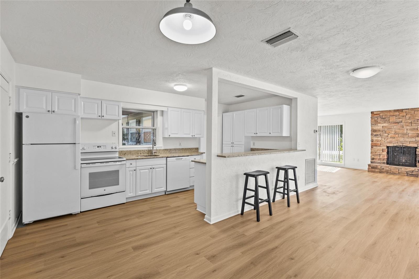 2588 COLORADO STREET