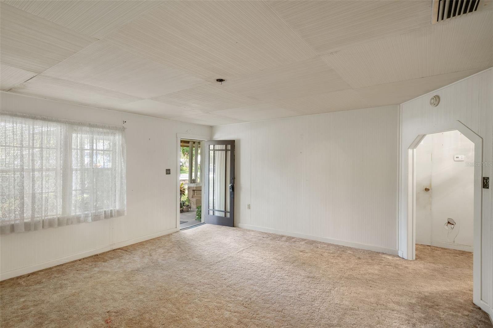 SNOW CAPS - Residential