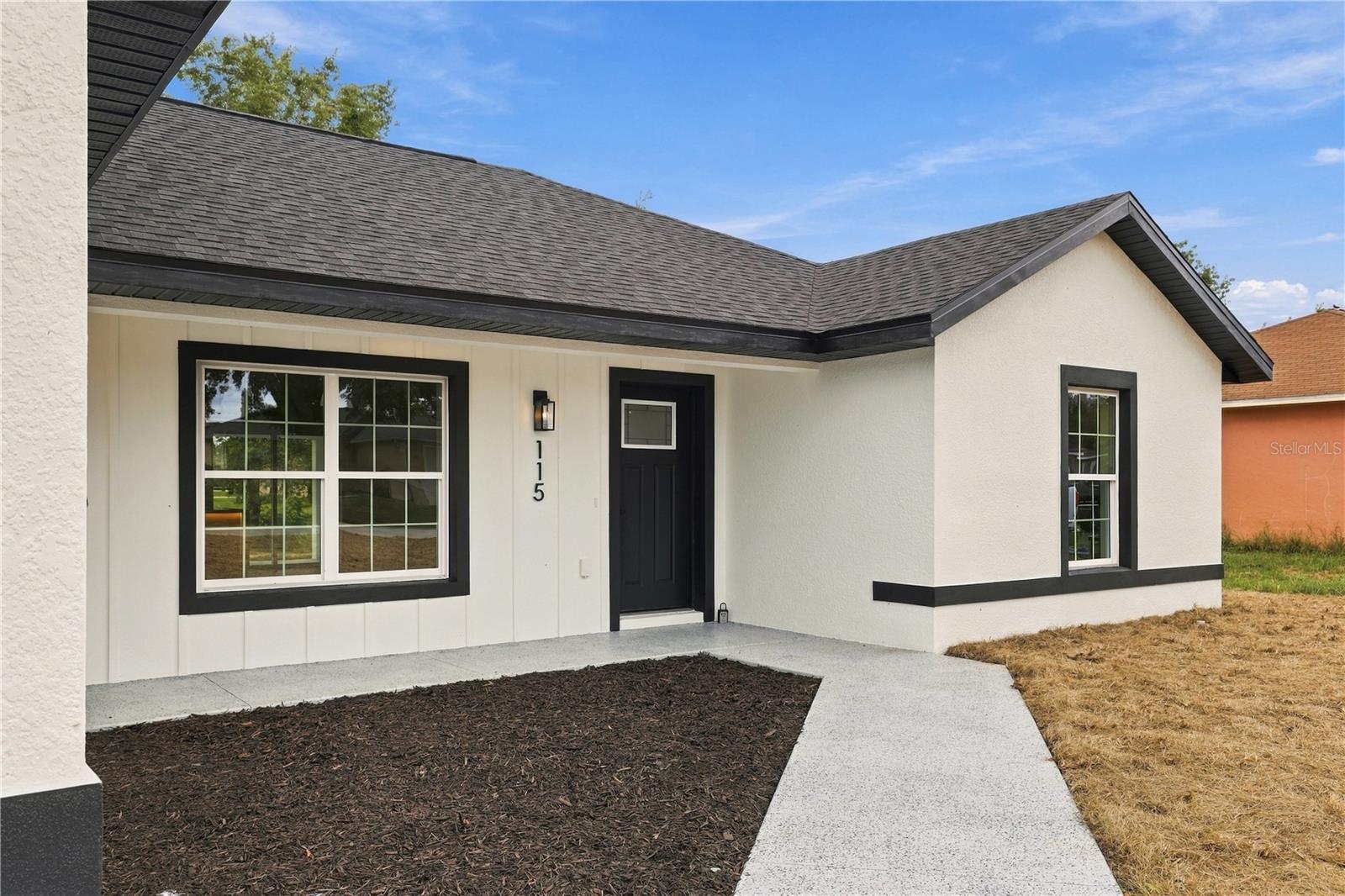 115 JUNIPER CIR