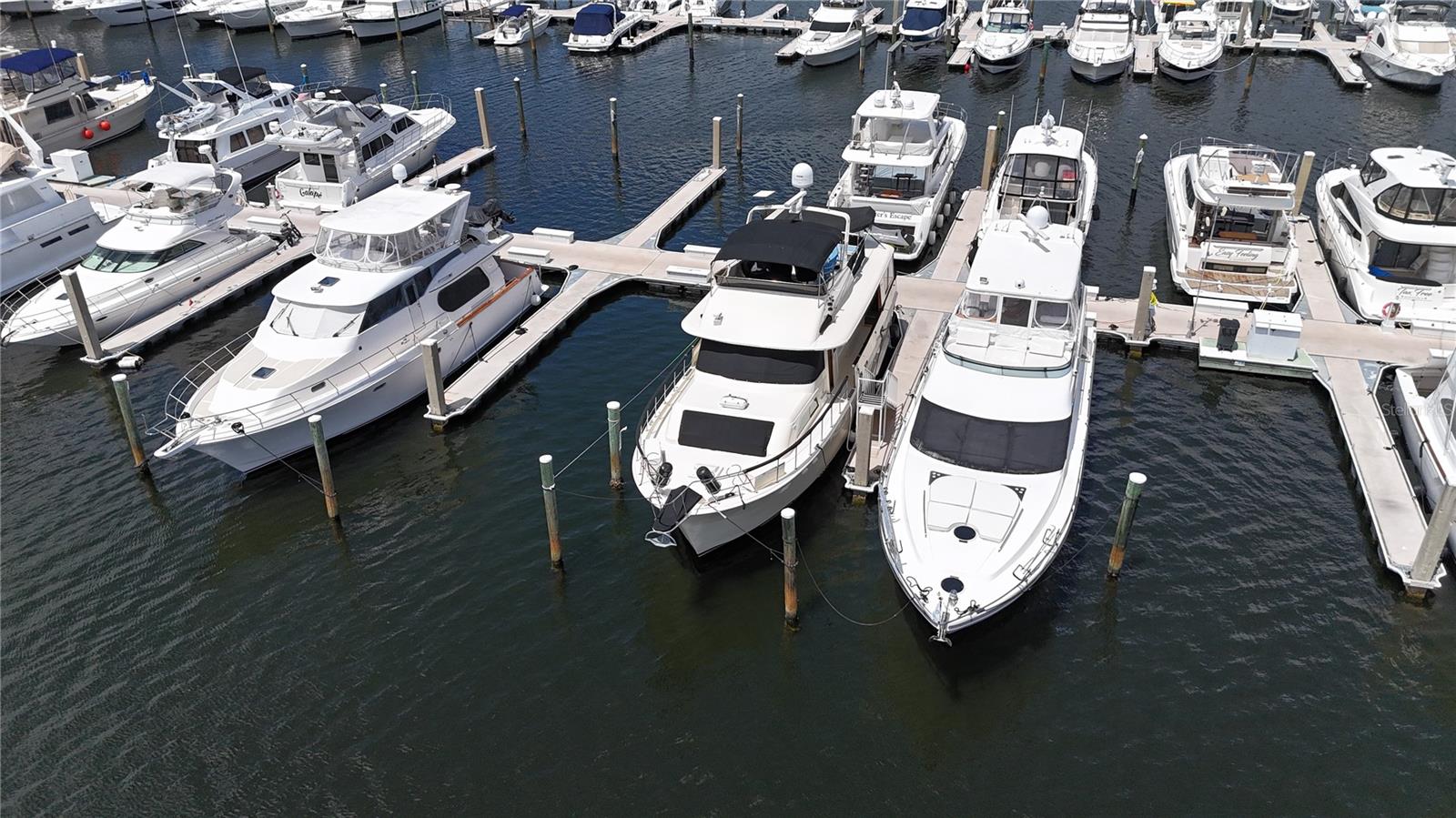 RIVIERA DUNES MARINA PH 2 - Residential