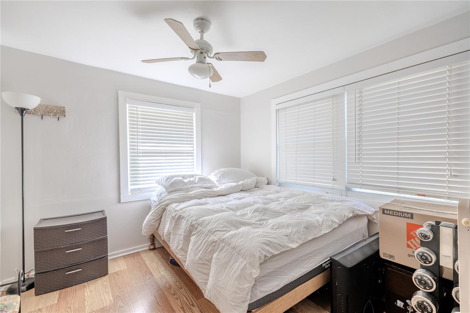 SANDY OAKS - Residential