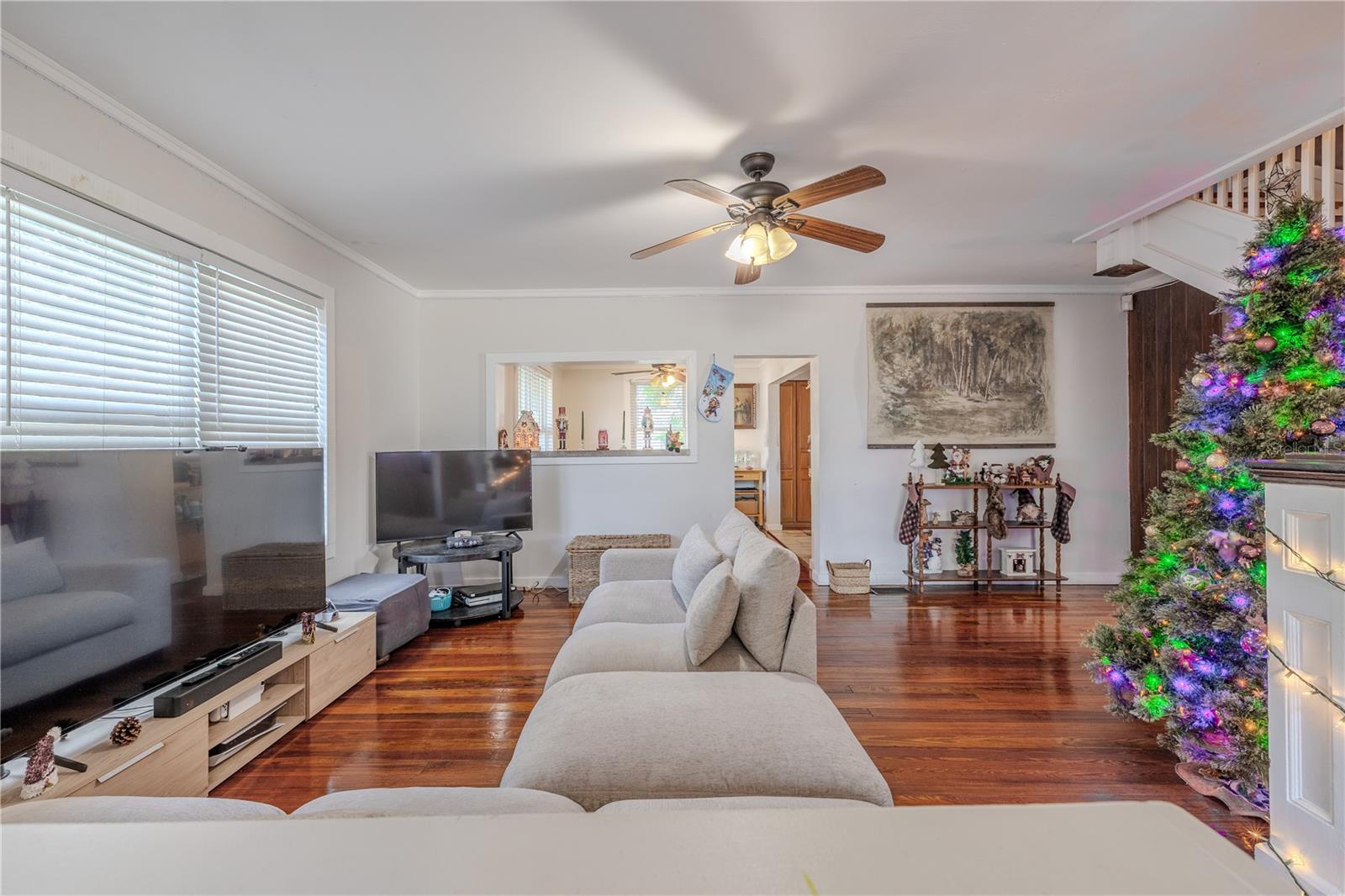 SANDY OAKS - Residential