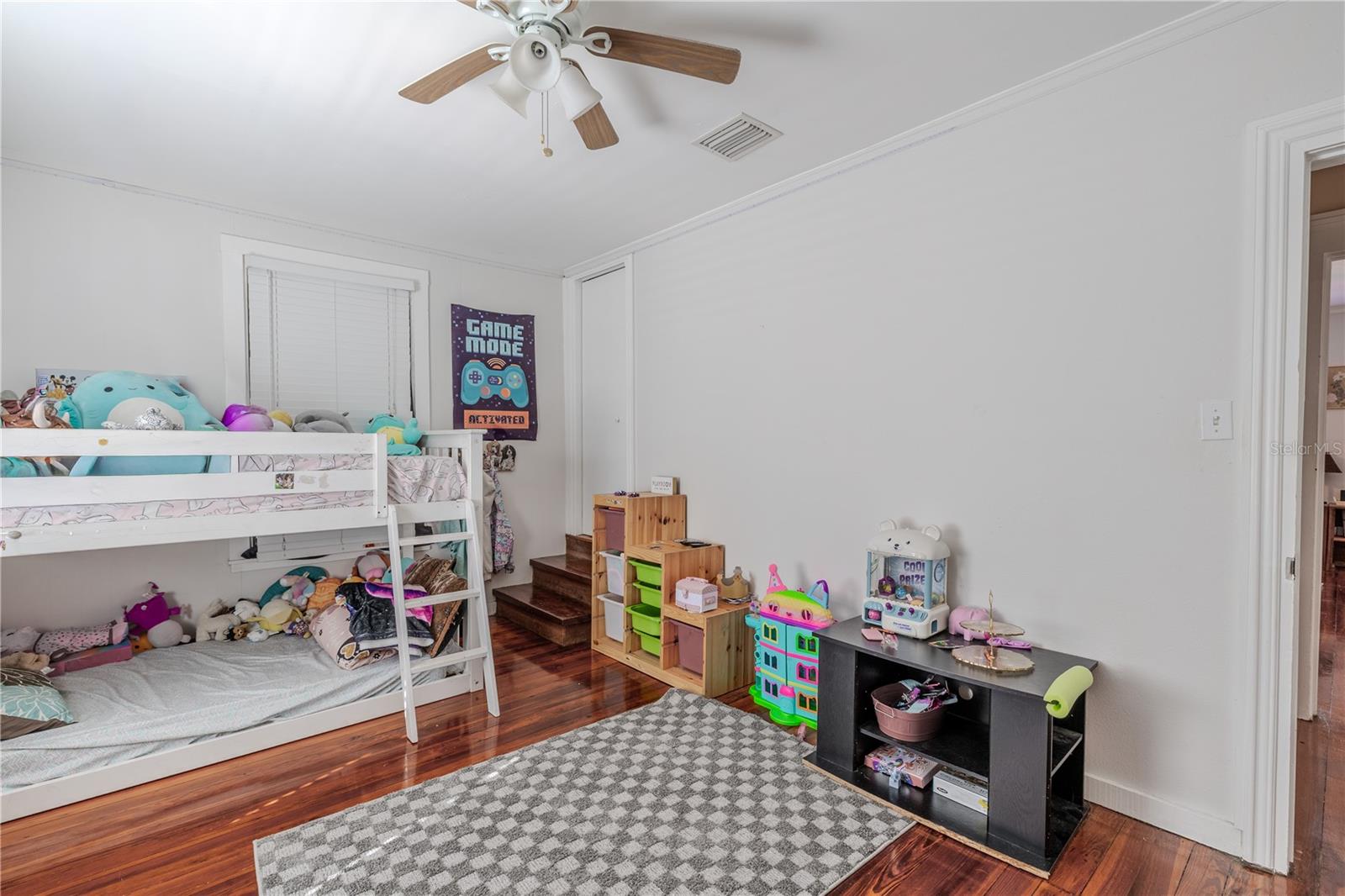 SANDY OAKS - Residential