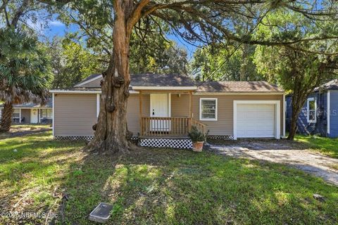 Photo of 3428 Glen Street, Jacksonville, FL 32254 (MLS # O6406351)