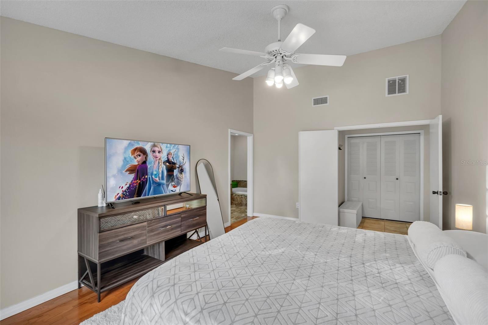 ORANGE TREE COUNTRY CLUB - Residential