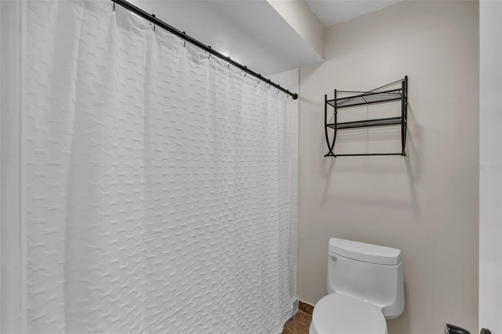 ORANGE TREE COUNTRY CLUB - Residential