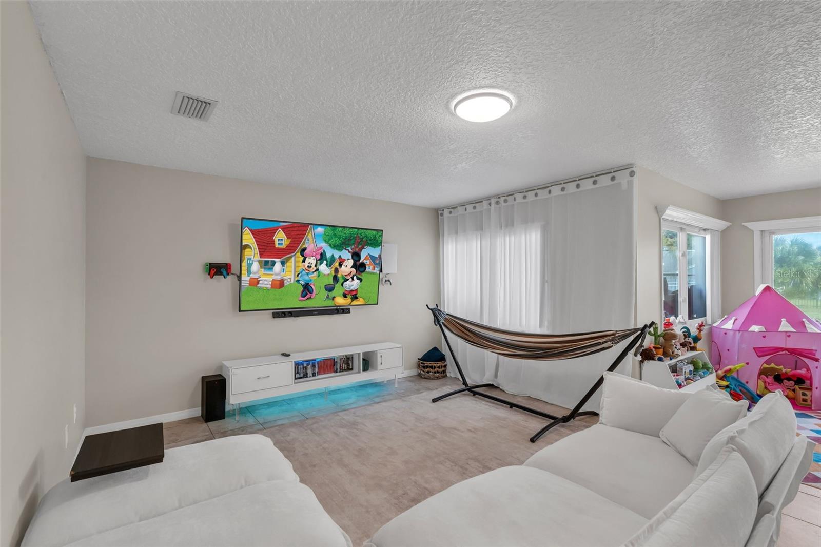 ORANGE TREE COUNTRY CLUB - Residential