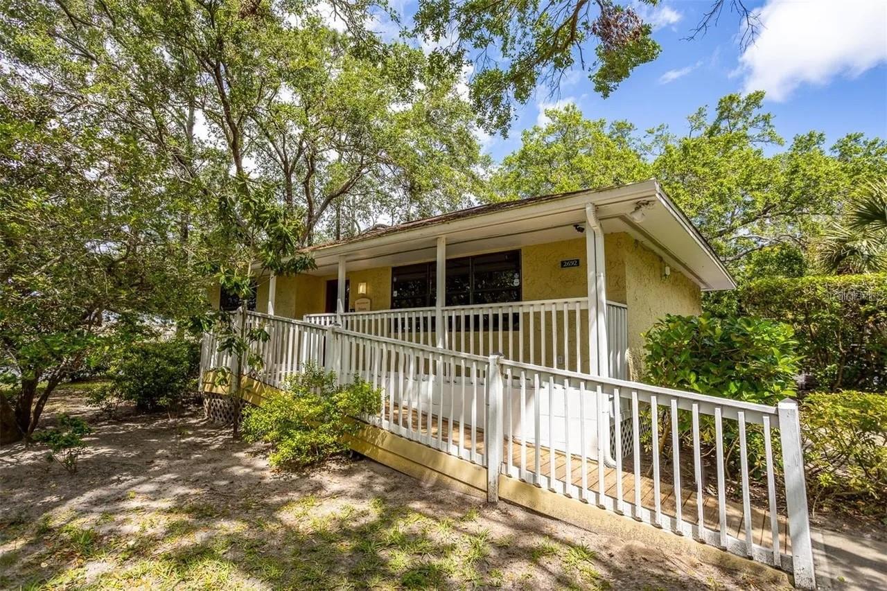 MEADOWLAKE PALM HARBOR CONDO - Residential