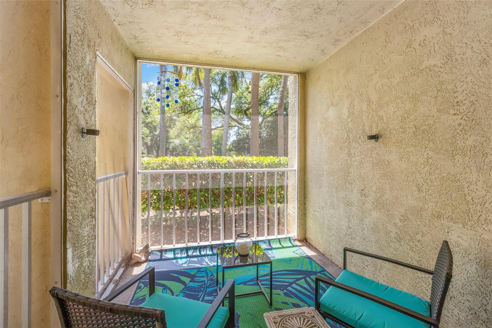 MEADOWLAKE PALM HARBOR CONDO - Residential