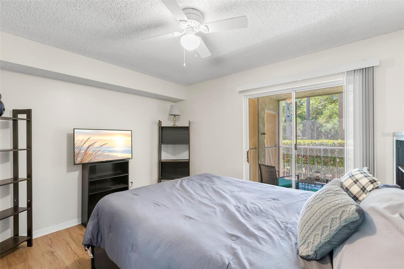 MEADOWLAKE PALM HARBOR CONDO - Residential