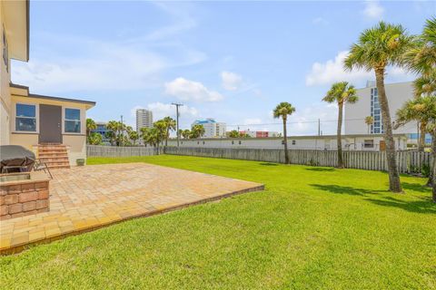 A home in DAYTONA BEACH