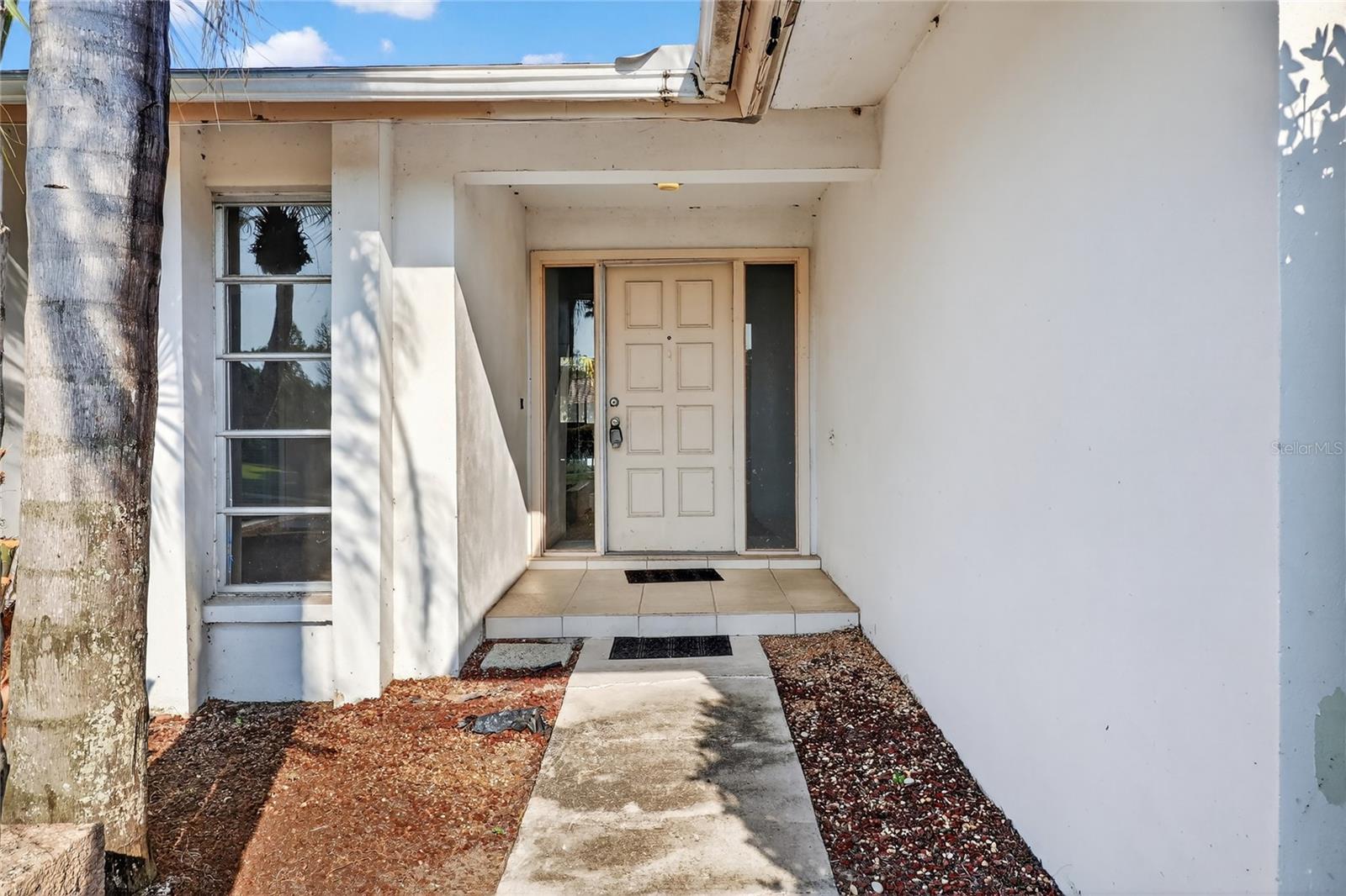 DEL ORO GROVES 1ST ADD LOT 113 - Residential