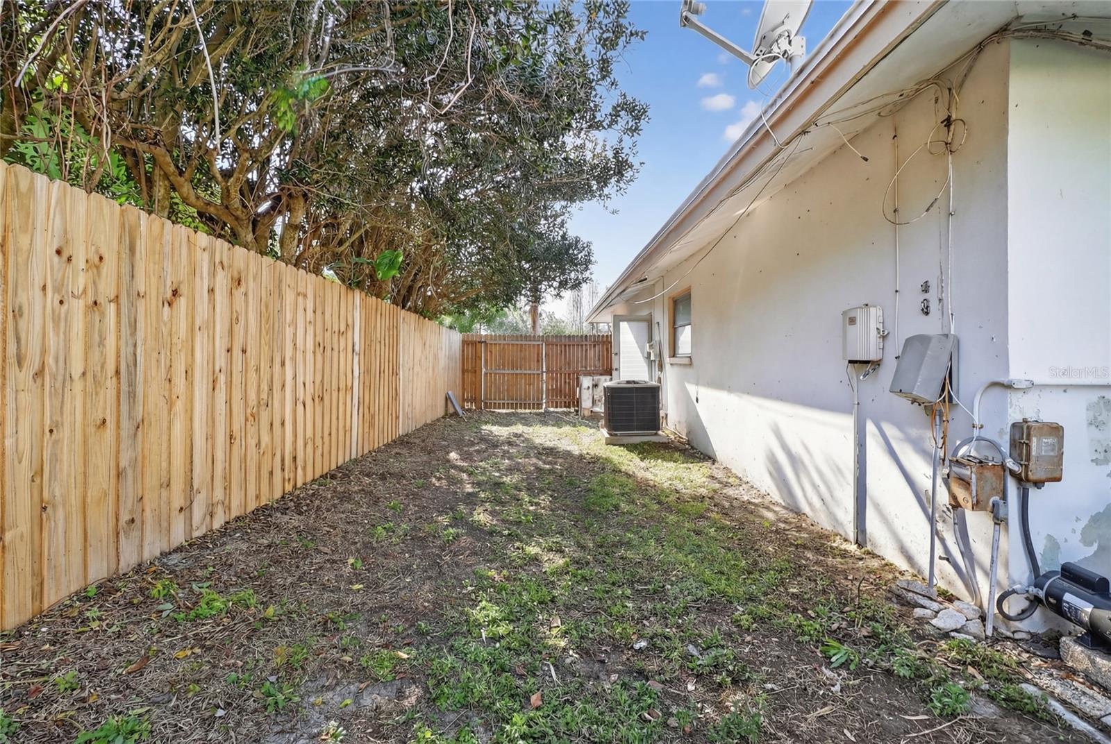 DEL ORO GROVES 1ST ADD LOT 113 - Residential